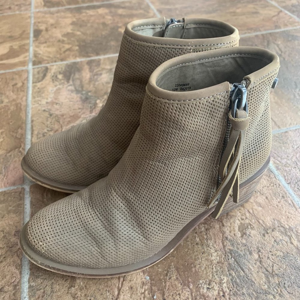 Treasure & Bond girls booties